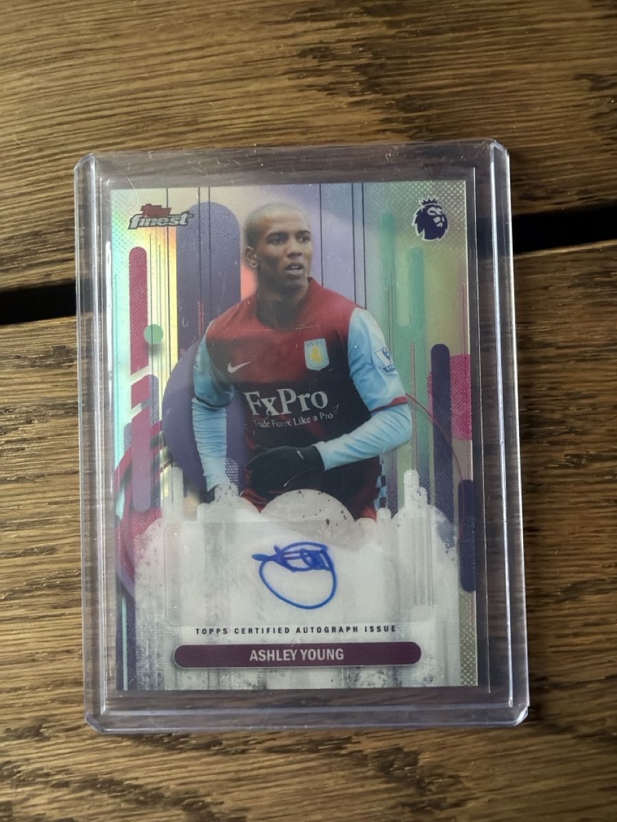 Topps Carte collezionabili: Premier League numbered auto Rogers Walker Young Solanke – Usato da Praz (Vully) venduto da ShoreCards 4