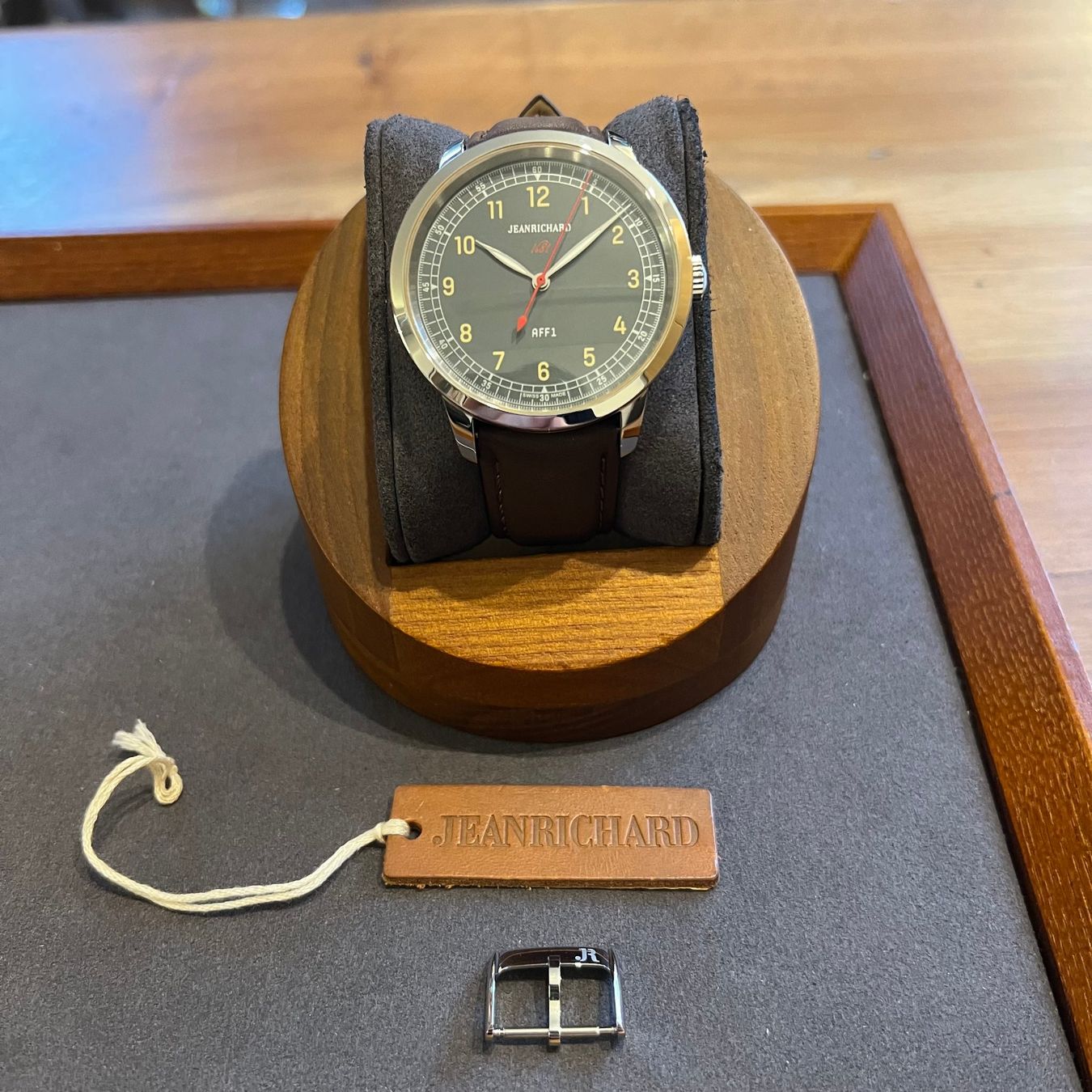 JeanRichard Orologi: JeanRichard 1681 AFF2 Gray Dial Automatic 60300 – Usato da Carouge GE venduto da Watchaser 9