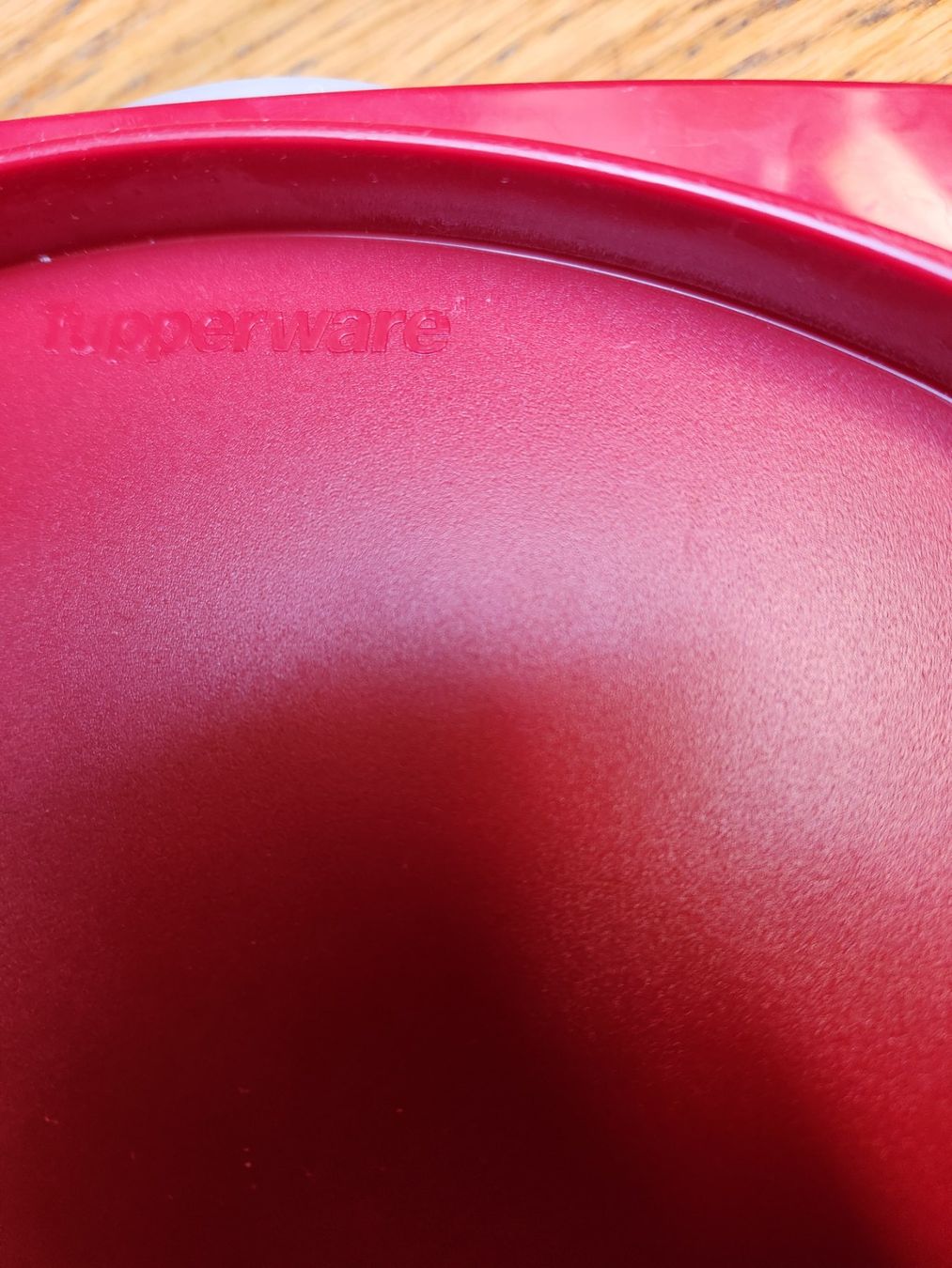 Tupperware Contenitori & Simili: Tupperware Aufschnitt u,v,m Aufbewahrungsbox – Usato da Gstaad venduto da Meiel2020 2