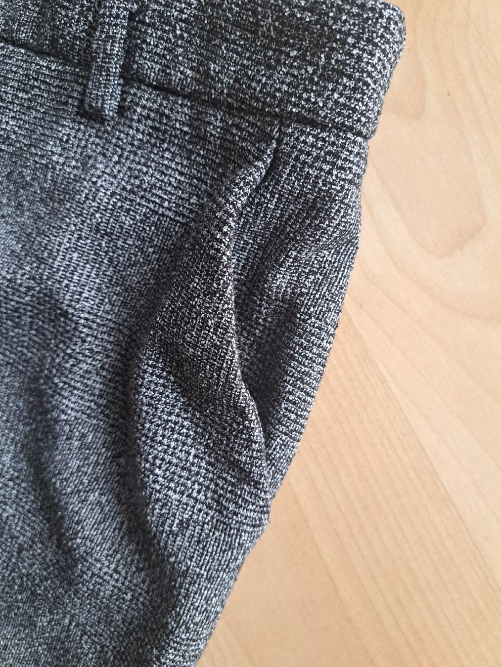 Pantaloni: Elegante Hose mit Seitentaschen Grösse 38 – Usato da Urdorf venduto da Yvonne008 3