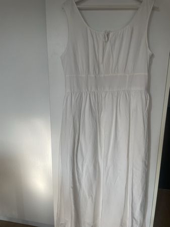 Kleid Uniqlo weiss smocked Grösse XL, neu
