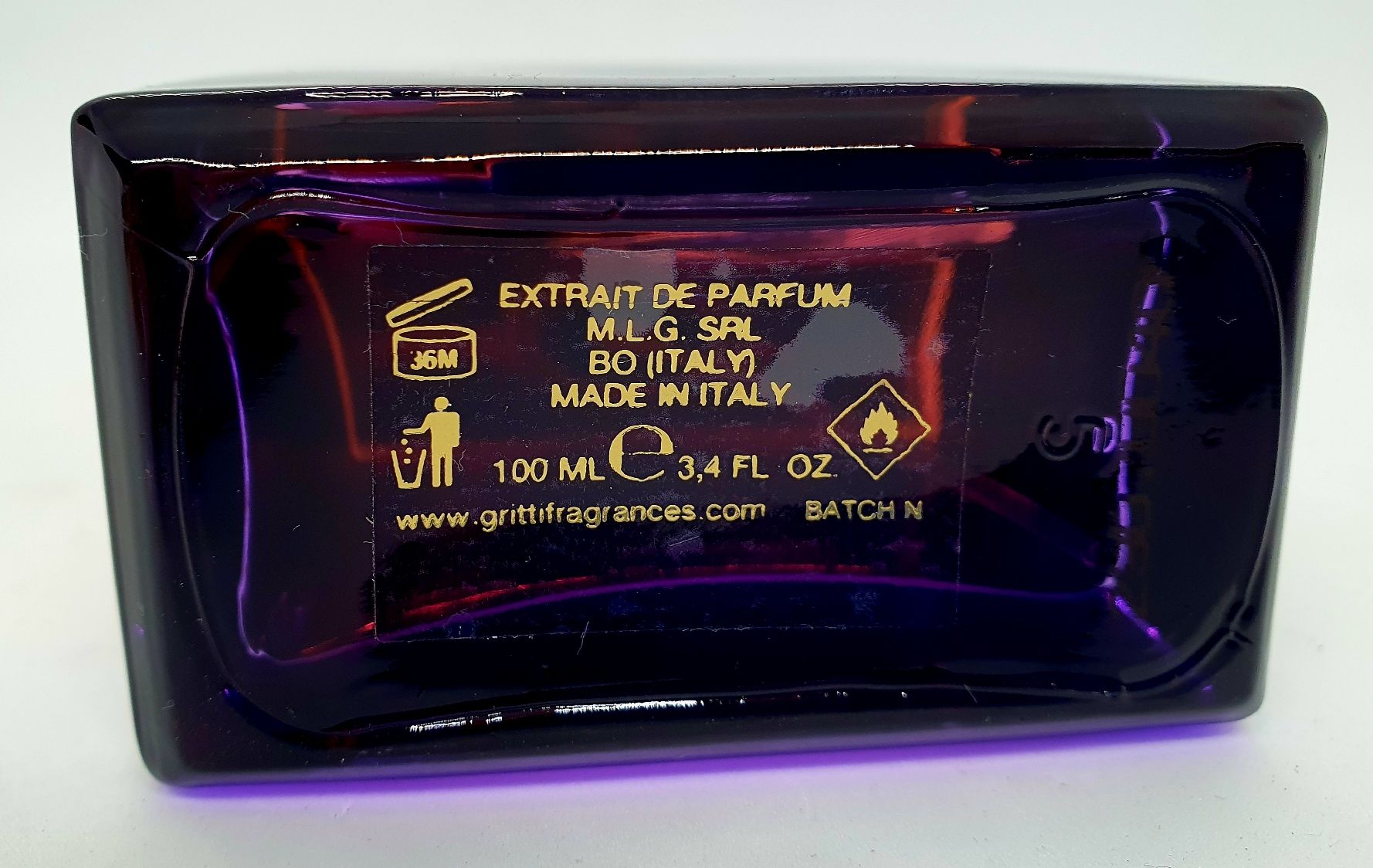 Profumi & Eau de Toilette: 5 ml KILL THE LIGHTS GRITTI EXTRAIT ABFÜLLUNG – Nuovo (secondo la descrizione) da St. Gallen venduto da CaliSunshine 1