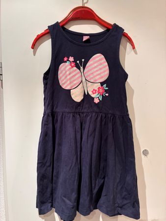 Schönes Kleid Gr. 122