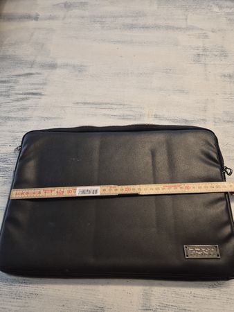 Laptoptasche schwarz Leder Grösse 24 x 36 cm, gebraucht