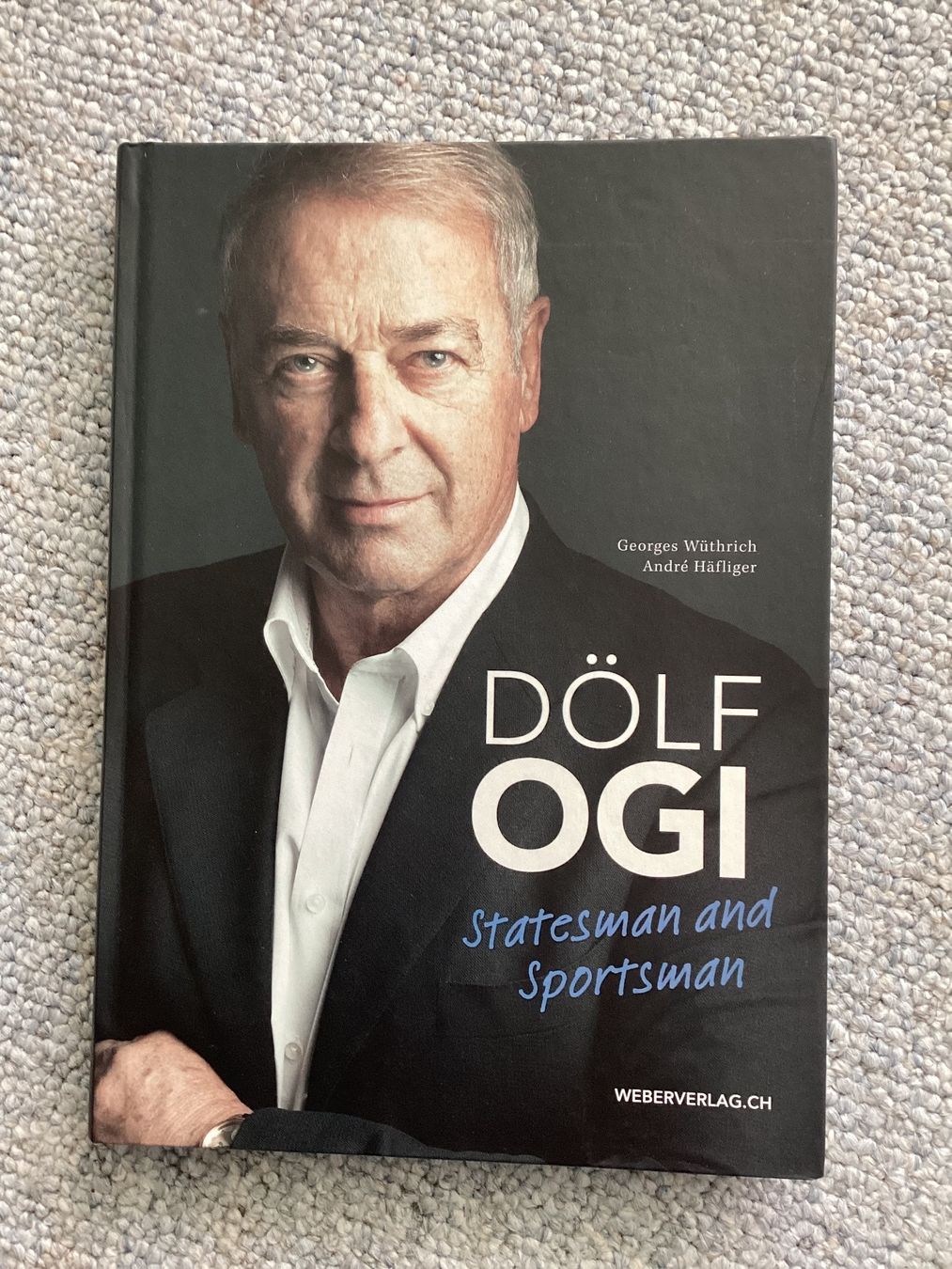 Libri: Buch von Dölf Ogi / Englisch – Nuovo (secondo la descrizione) da Spiez venduto da nomii20