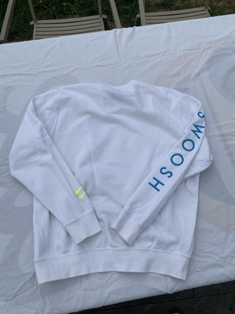 Nike Maglioni & Felpe: Sweat Nike t. M – Usato da Lonay venduto da Ikoko 1