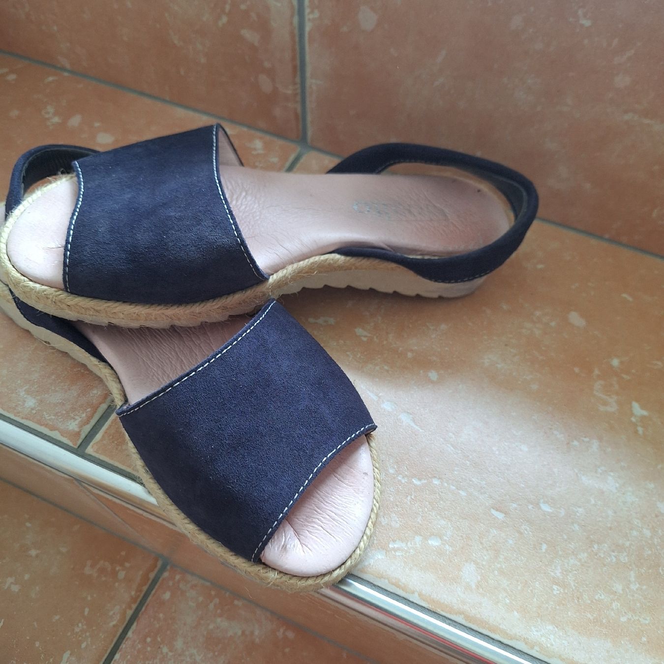 Scarpe da donna: Sandale Leder 39 – Usato da Steckborn venduto da country43 3