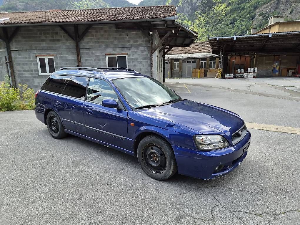 Automobili: Subaru Legacy 2.0l  – Usato da Dorénaz venduto da PureMecanique 1