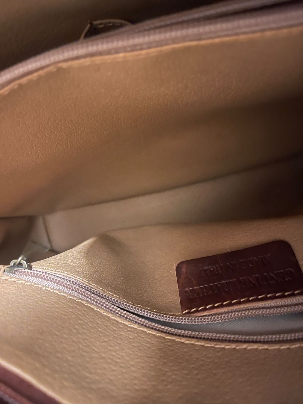 Borse da donna: Genuine Leder Tasche – Usato da Hinterkappelen venduto da lid_9h7j 4