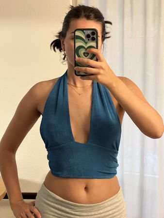 Sommer Top Gr. M, blau, tiefer Ausschnitt, rückenfrei