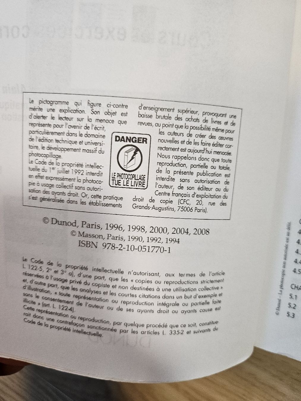 Libri: Technologie des ordinateurs et des réseaux 8e éd. – Usato da La Joux FR venduto da car_ck96 1