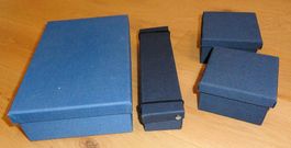 4 boîtes bleues  🟦
