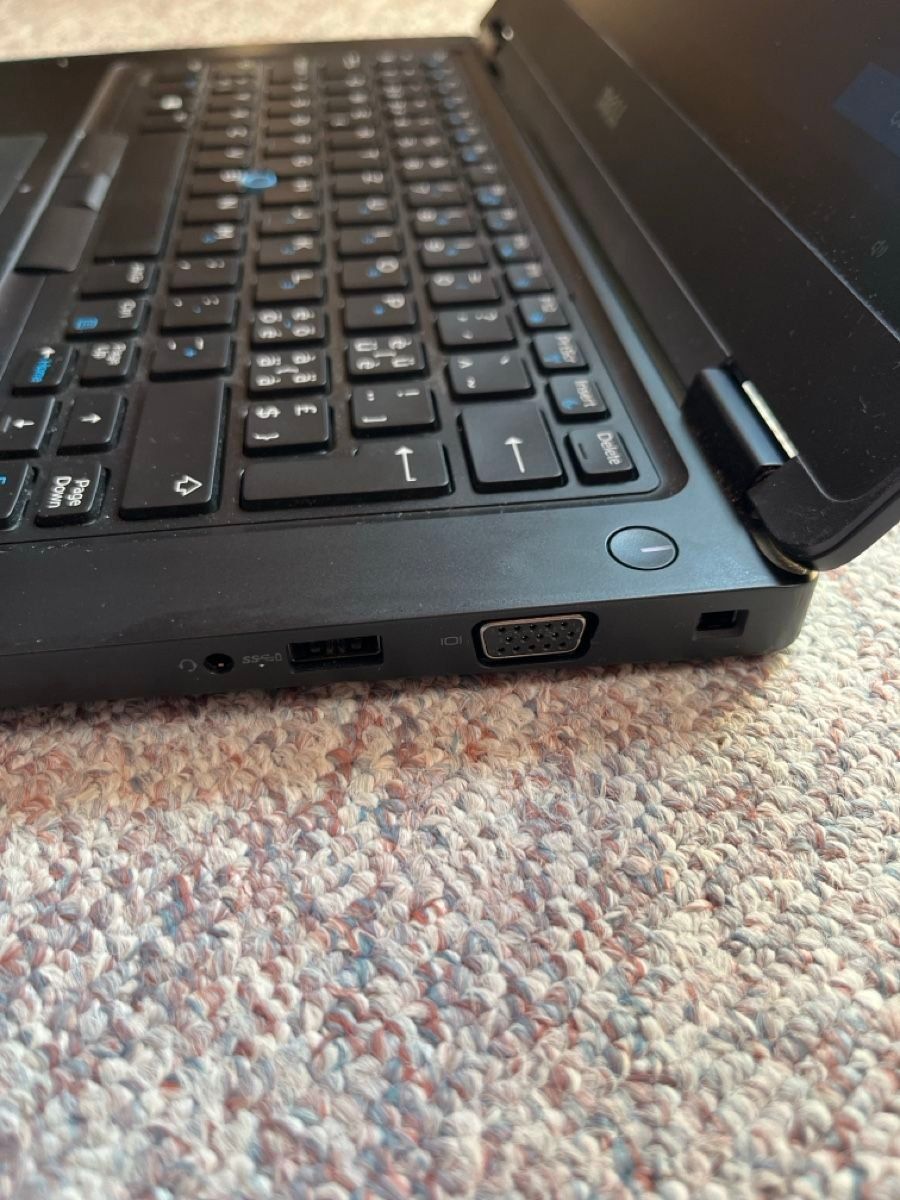 Dell Notebook: Ordinateur portable Dell Latitude 5480 – Usato da Veytaux venduto da Midnite 3