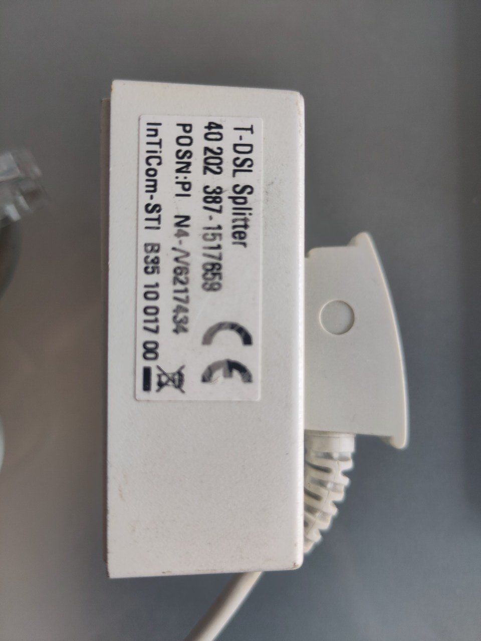 Câbles: T-DSL Splitter + DSL-Kabel – D'occasion à Baden par kenaborks111