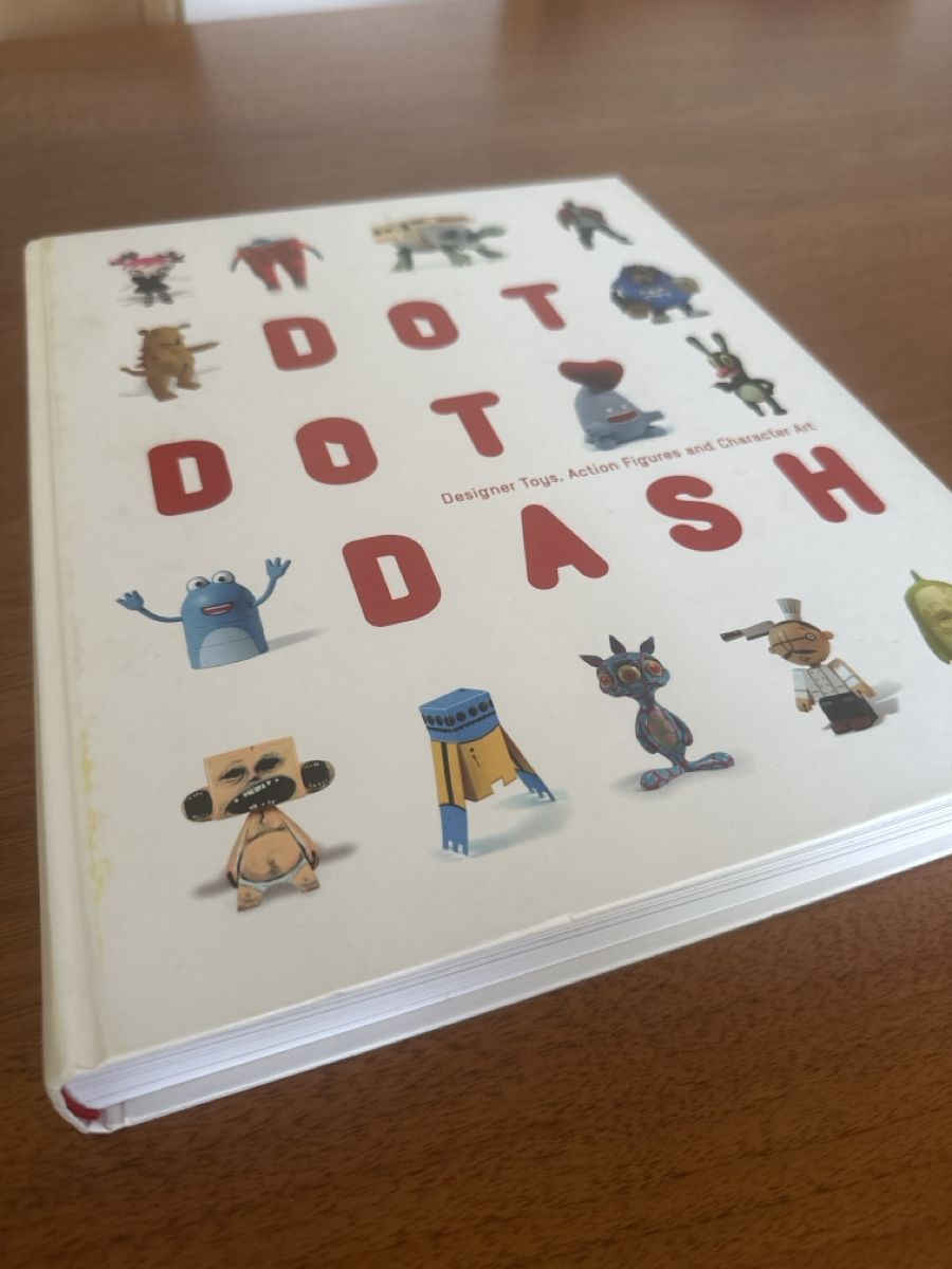 Libri: Buch: Dot Dot Dash Designer Toys Action Figures Character Ar – Usato da Bern venduto da Sunne2003