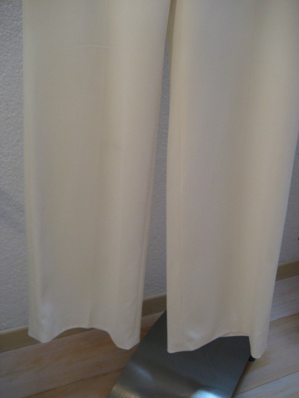Pantaloni: Pantalon Tuzzi taille 36, neuf – Nuovo e nell'imballaggio originale da Delémont venduto da marryb 2