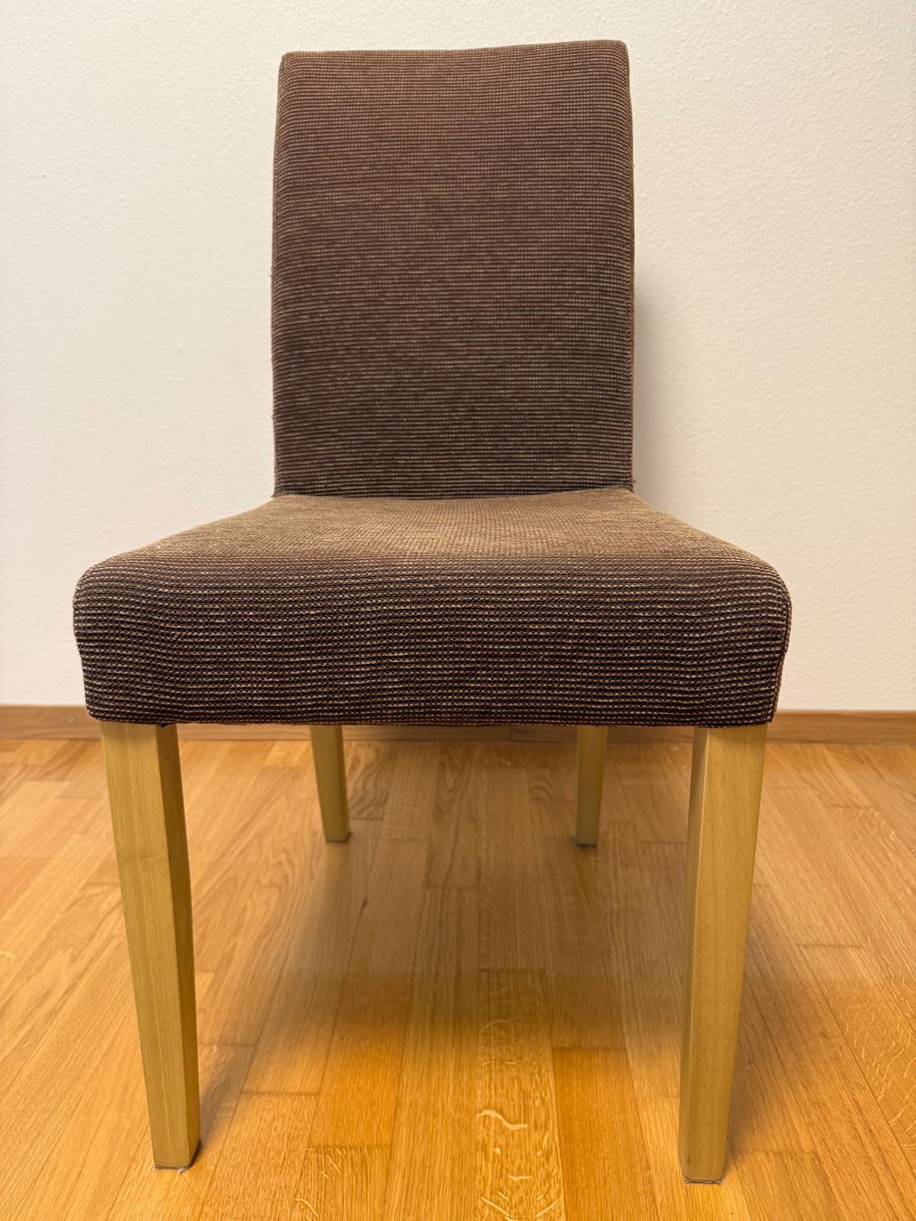 Stühle: 4 Esszimmerstühle | Set → Jetzt nur CHF 49 – Gebraucht aus Effretikon von YL.now 5