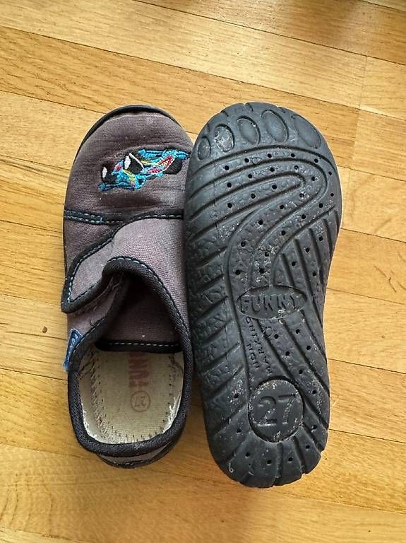 Schuhe für Jungen: Finken Gr 27 – Gebraucht aus Zürich von vasile23