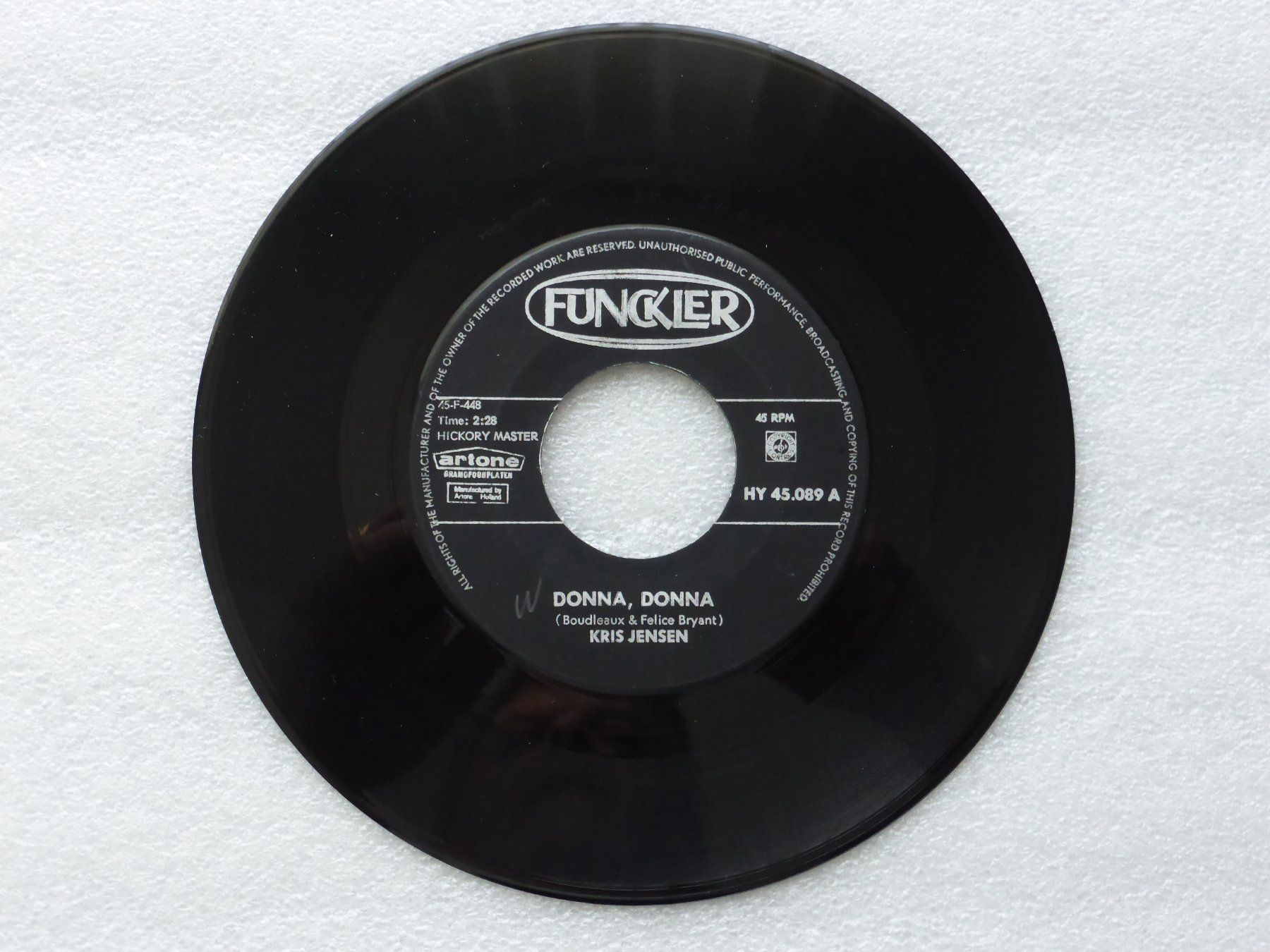 Dischi in vinile: Vinyl Single   KRIS JENSEN – Usato da Küssnacht am Rigi venduto da Mondkinder 1