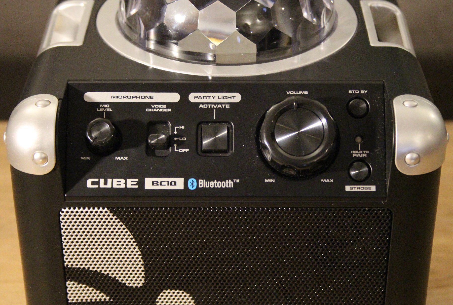 Hama Casse acustiche: iDance Cube BC10 mit Lightshow Bluetooth – Usato da Münchenbuchsee venduto da Chaoo 1