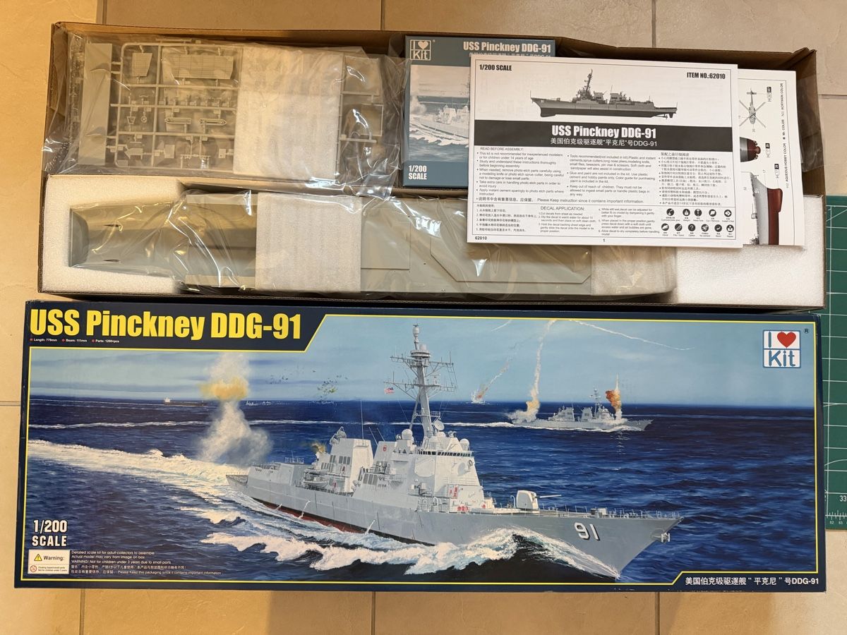 Modellbausätze & Standmodelle: USS Pinckney DDG-91  1:200 – Neu (gemäss Beschreibung) aus Grüt (Gossau ZH) von Mulan1