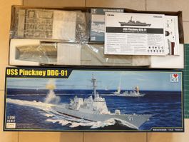 USS Pinckney DDG-91  1:200