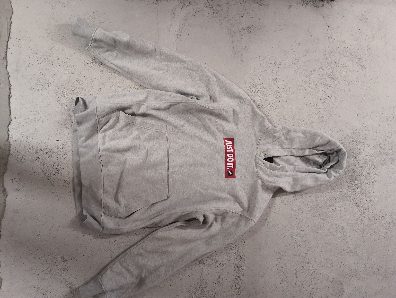 Nike Maglioni & Felpe: Nike "Just Do It" Hoodie, Grau Grösse M! – Usato da Netstal venduto da Salihoi