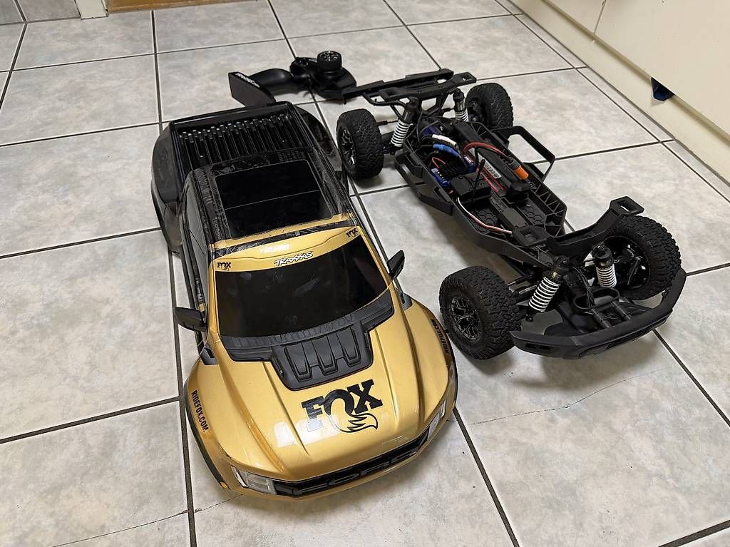 Modellismo RC: Traxxas Raptor R 4x4 Ultimate 4S – Usato da Rudolfstetten venduto da dst_tdh9 1