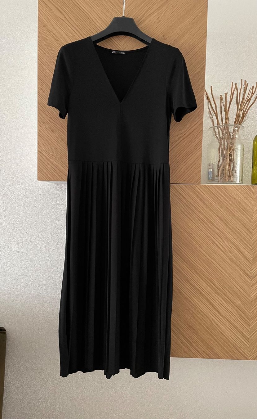 Zara Vestiti: Zara Kleid Gr.M – Usato da Felben-Wellhausen venduto da begean