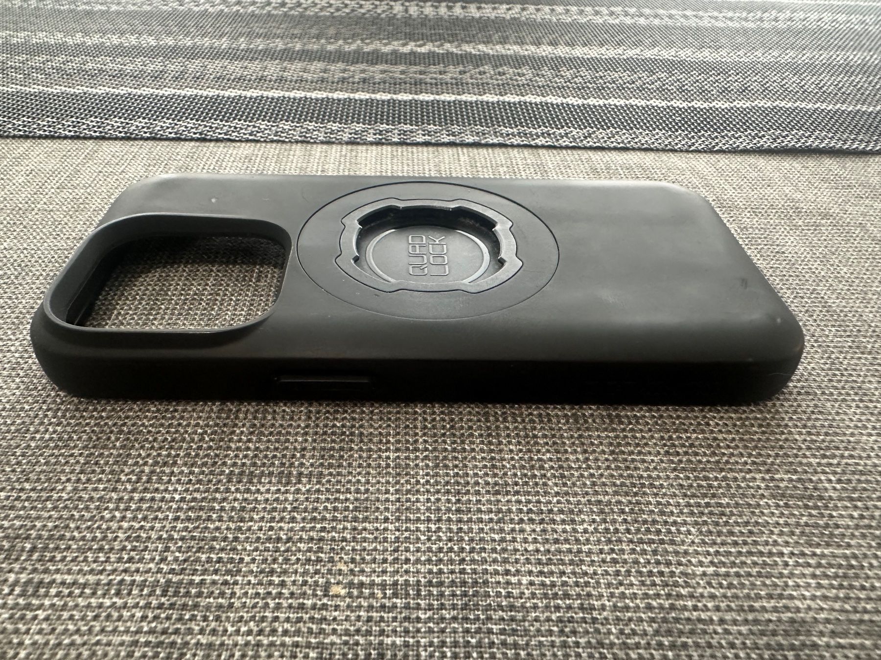 Quad Lock Ladegeräte: Quad Lock Wireless Powerbank + Wallet + Gratis 14 Pro Hülle – Gebraucht aus Gossau (ZH) von DSCapeta 4