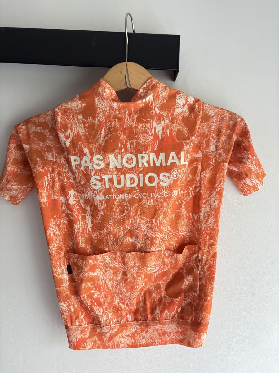 Pas Normal Studios Canottiere & Pantaloni: Pas Normal Studios cycling jersey XS Women – Nuovo (secondo la descrizione) da Zürich venduto da ich_z6th