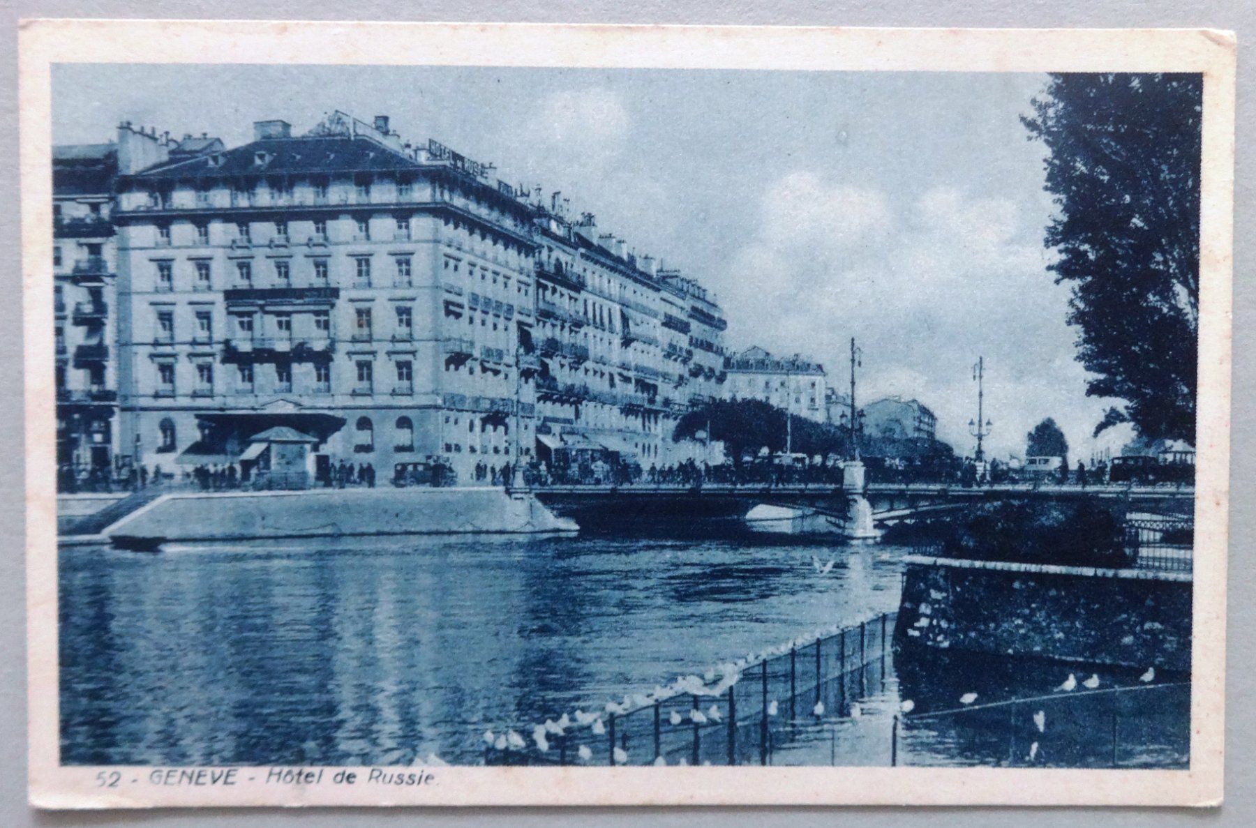 Cartes postales: Genève - Hôtel de Russie – D'occasion à Fétigny par Billy2miny