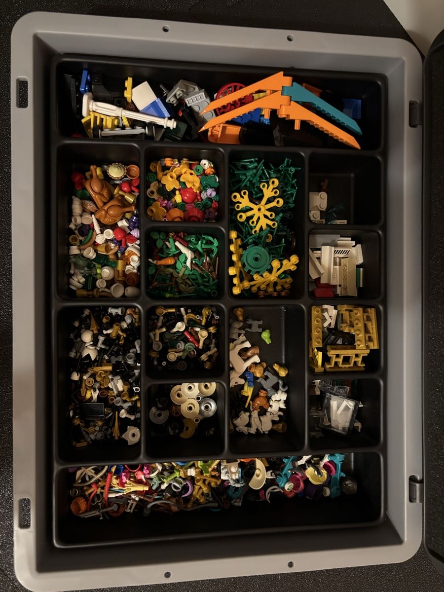 Lego Baukästen: Boîte de rangement pièces Lego divers éléments bon état – Gebraucht aus Troistorrents von Flocon2_neige 1
