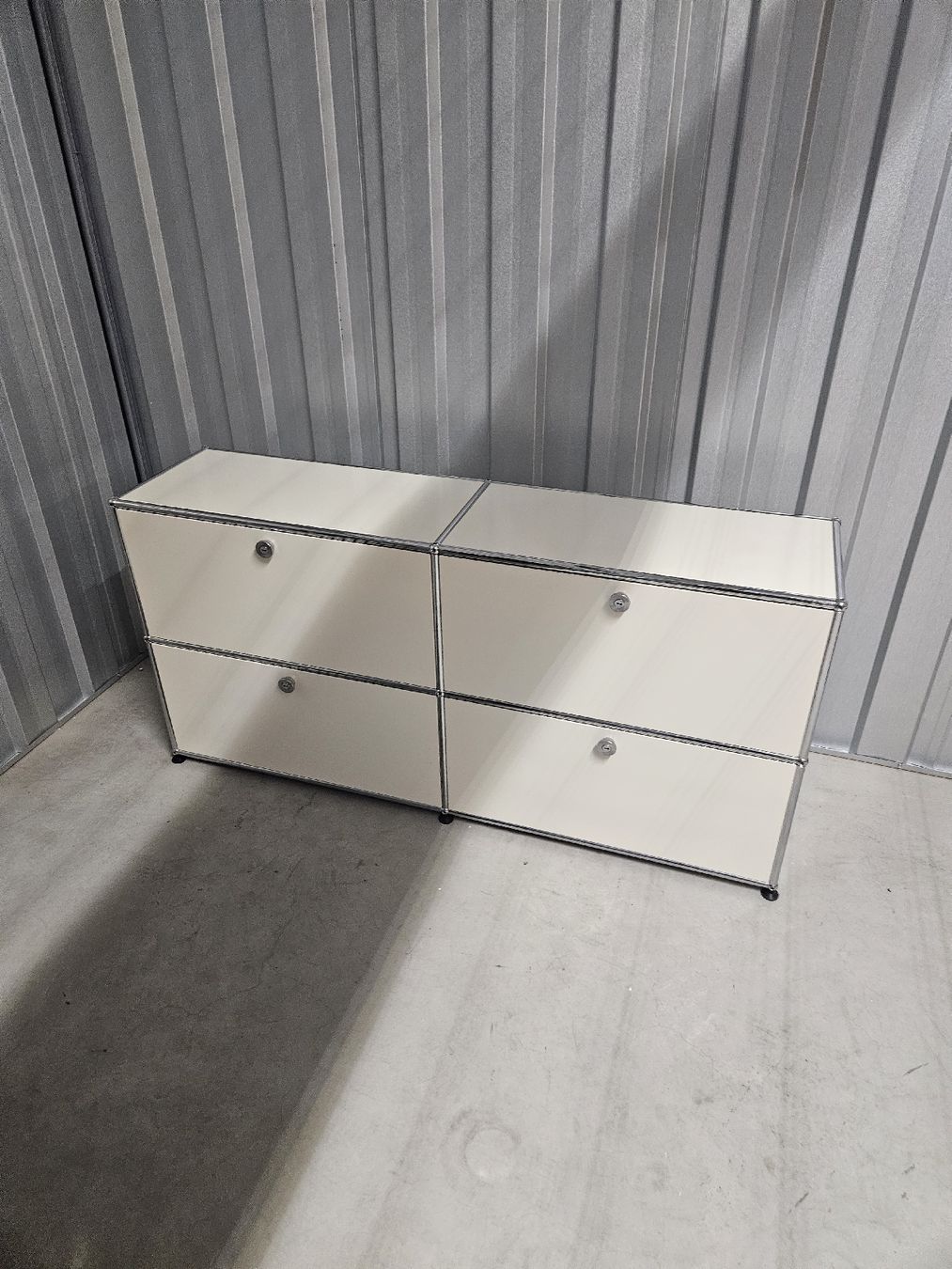USM Cassettiere: USM Sideboard – Nuovo (secondo la descrizione) da Dielsdorf venduto da mar_dbh5