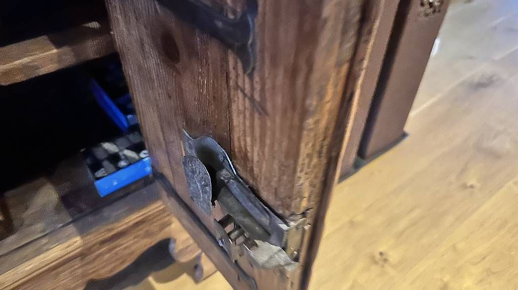 Cassettiere: Wunderschöne aktike Komode – Usato da Rickenbach b. Wil venduto da ammanna 3