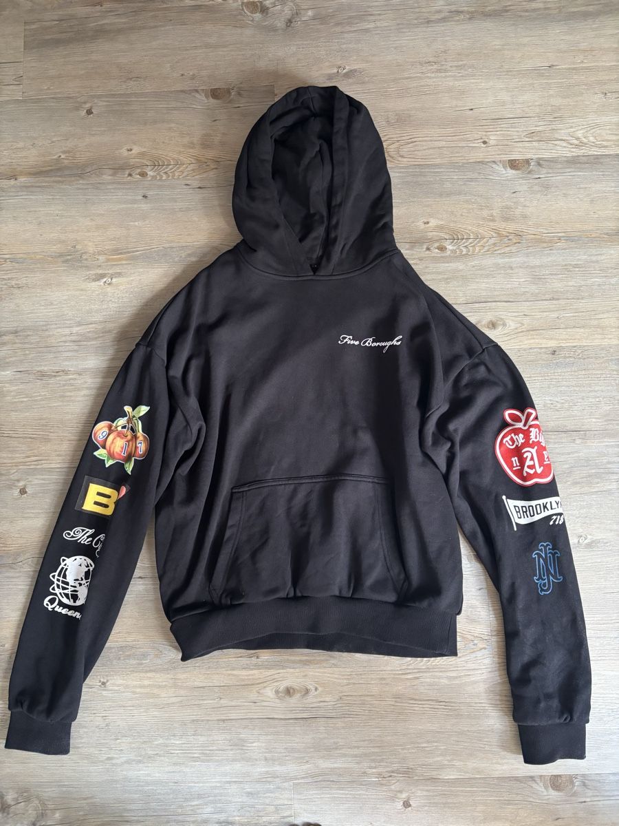 Maglioni & Felpe: Pullover mit Prints am Ärmel – Nuovo (secondo la descrizione) da Schaffhausen venduto da lua_9yfq