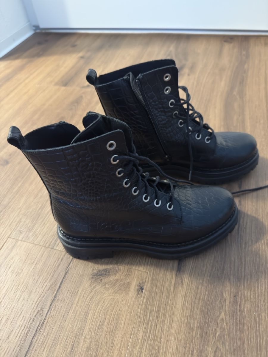 Scarpe da donna: ungetragene Stiefel Leder grösse 37 – Nuovo (secondo la descrizione) da Suhr venduto da DKL___