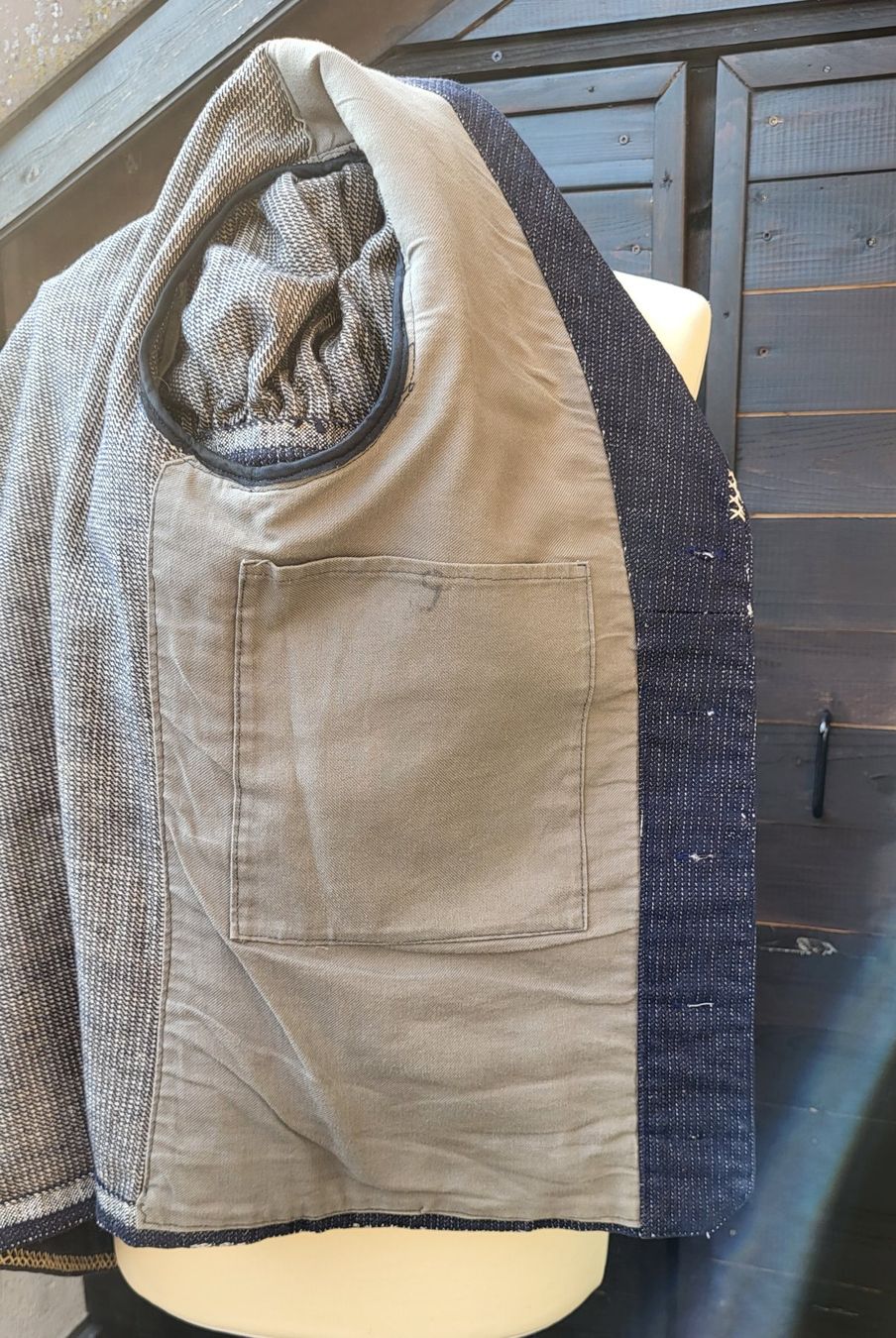 Trachtenmode: Bredzon. Gilet Armailli – Gebraucht aus Fribourg von  5