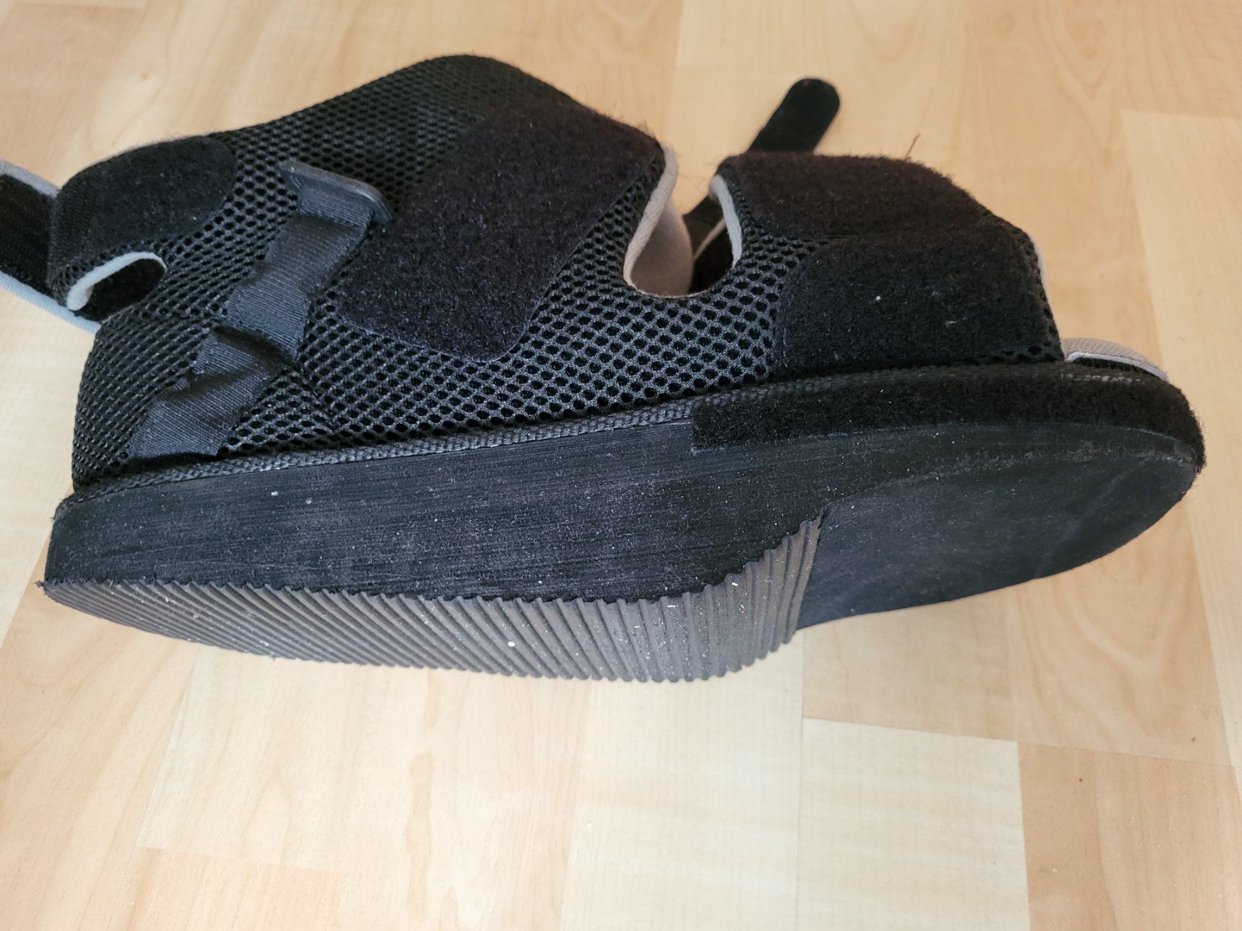 Attrezzature mediche: Therapieschuh – Usato da Bolligen venduto da Jsamsung 2