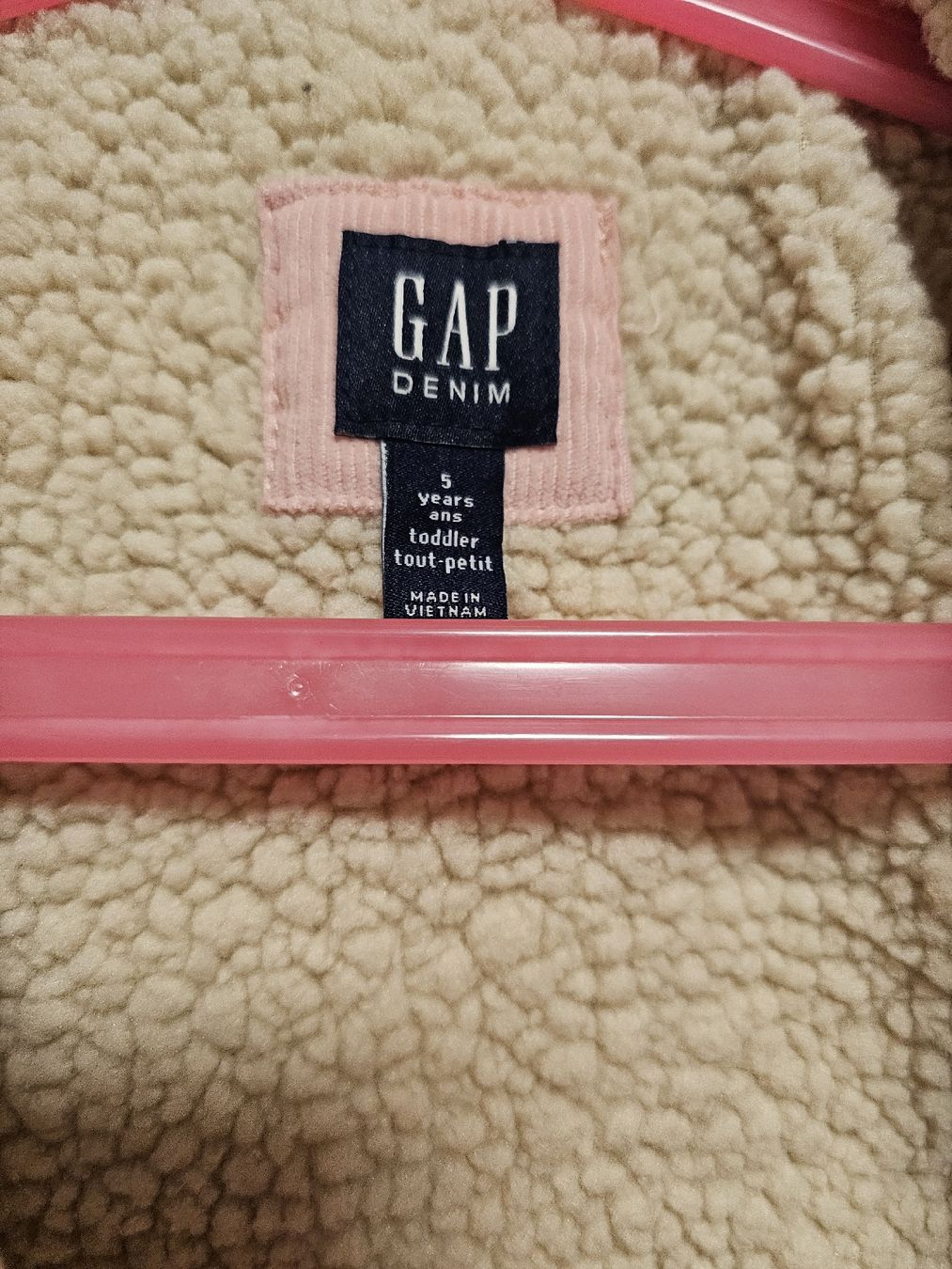 Gap Giacche & Cappotti: Süsse GAP Cordjacke mit Teddyfutter, Grösse 110 – Usato da Laufen venduto da Taty007 2