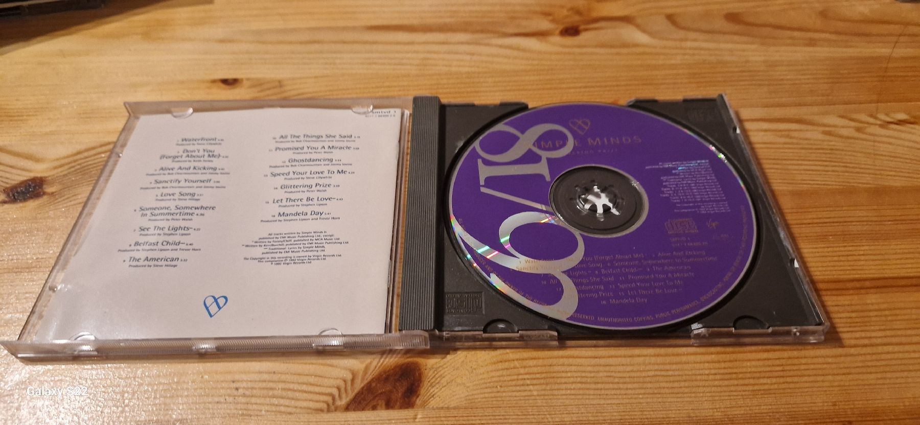 CDs: Simple Minds – Glittering Prize 81/92 – D'occasion à Yvonand par CD-KINGDOM 1