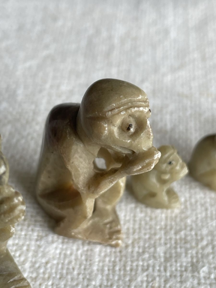 Statuette: Seltene, antike Netsuke, aus Stein geschnitzt – Usato da Kilchberg ZH venduto da PeteBlanc 1