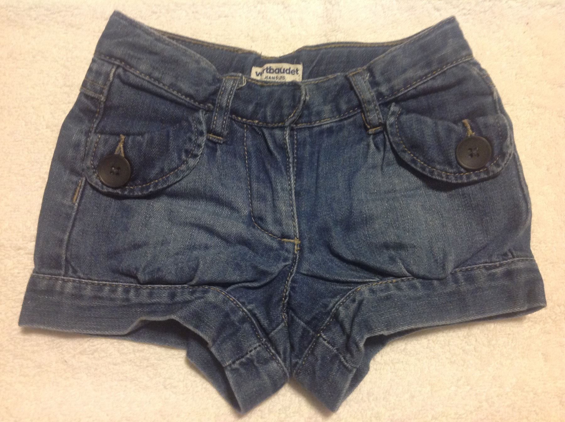 Pantaloni: vertbaudet Herbst Jeansshorts Gr. 98 – Usato da Winterthur venduto da aionila