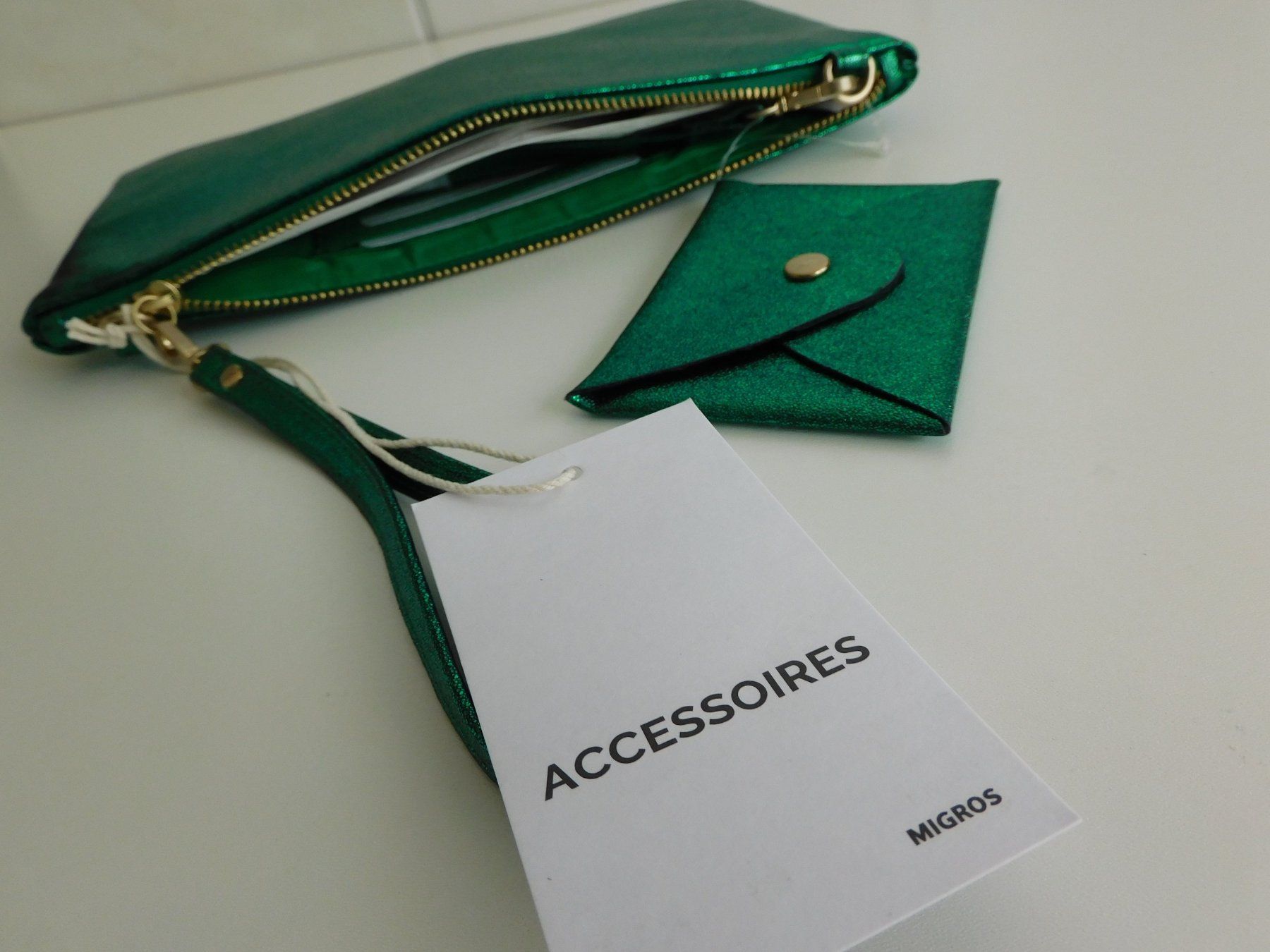 Borse da donna: Originalverp.Schultertasche Accessoires Migros – Nuovo e nell'imballaggio originale da Walzenhausen venduto da INROK 3