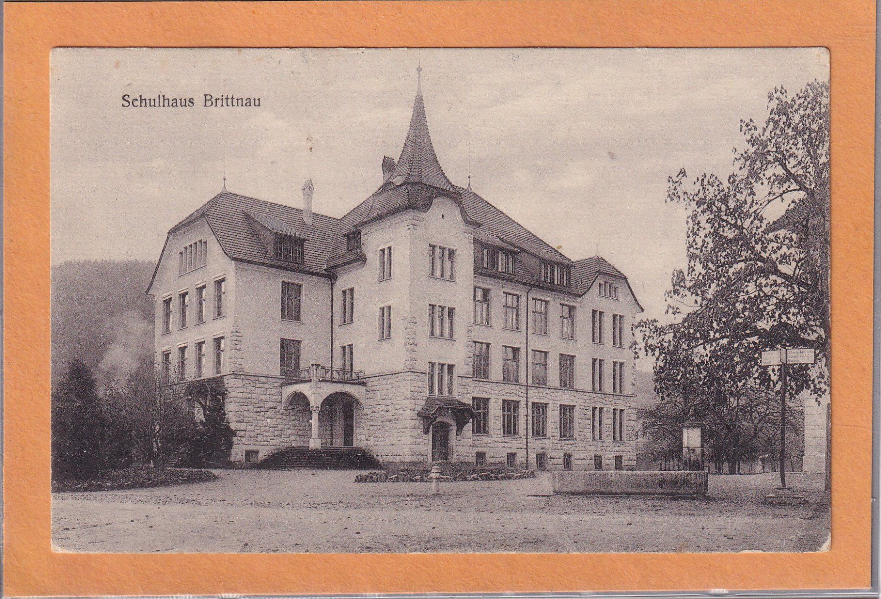 Cartes postales: Brittnau - Schulhaus - 1920 – D'occasion à Orvin par Pyaeschli
