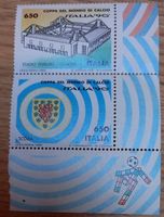 2 timbres de la coupe du monde Italia 90