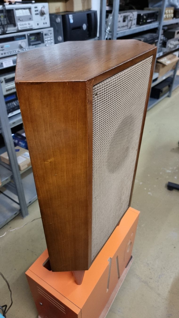 Casse acustiche: Sinus Mono Breitband System 16Ohm – Usato da Schöfflisdorf venduto da Silvervintage.CH
