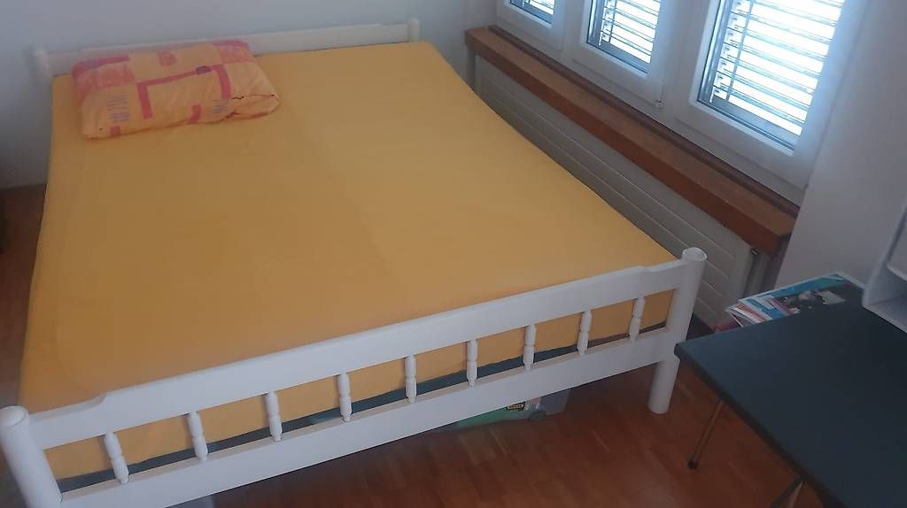 Betten: Bett 160×200 mit oder ohne Matratzen – Gebraucht aus Kilchberg ZH von Raphael20