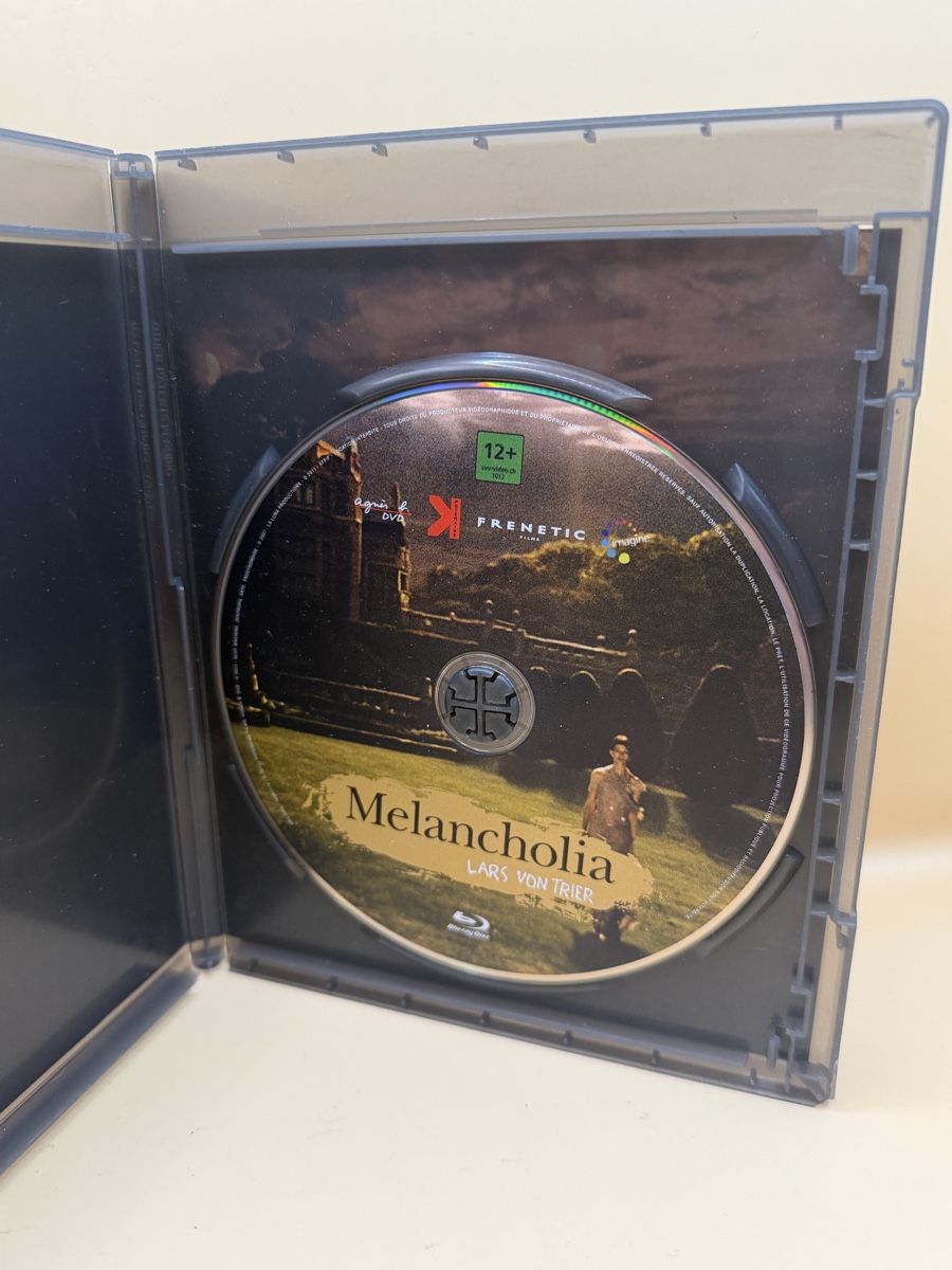Tous les DVDs: Blu Ray Melancholia – D'occasion à Genève par sho_67qj 2