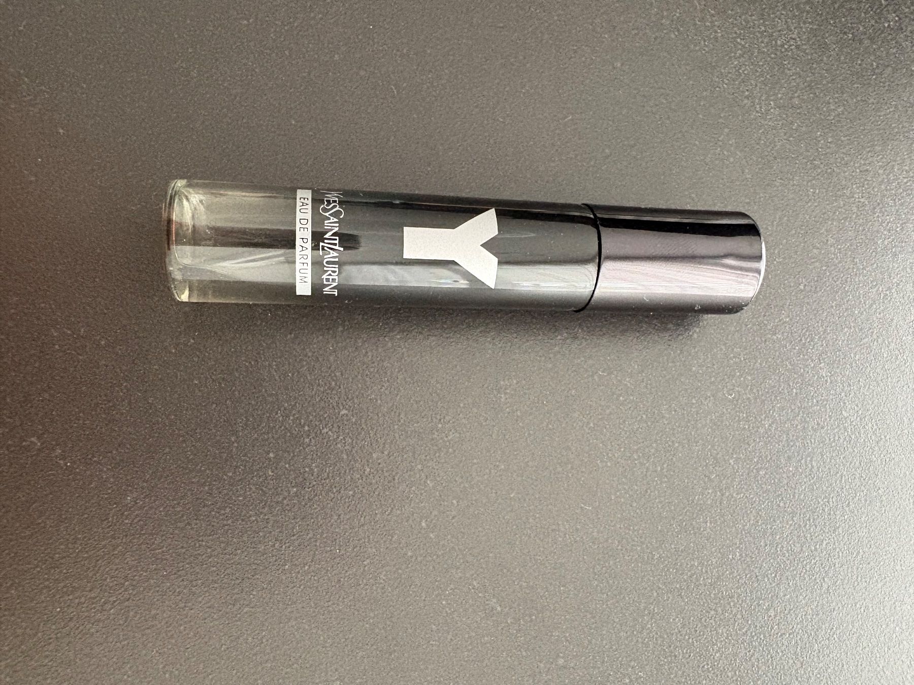 Saint Laurent Parfum & Eau de Toilette: Yves Saint Laurent Y Eau de Parfum 10ml gebraucht – Gebraucht aus Wohlen AG von kissne4